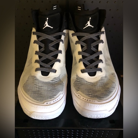 Jordan 37 Oreo 2022 - Picture 3 of 10